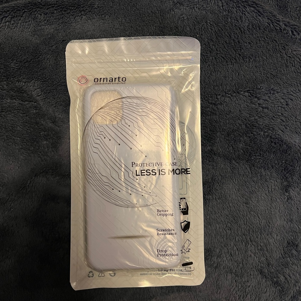 NWT iPhone 11 Pro Max phone case